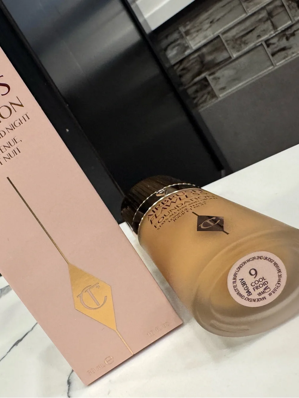 Charlotte Tilbury Airbrush Flawless Foundation – 9 Cool - NEW